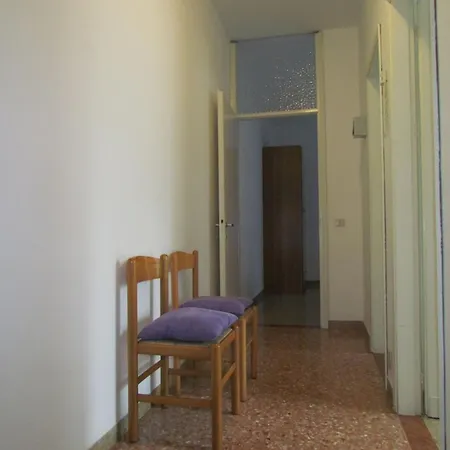 Appartamento Spacious Near The